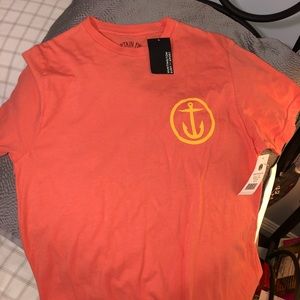 Men’s beachy tshirt